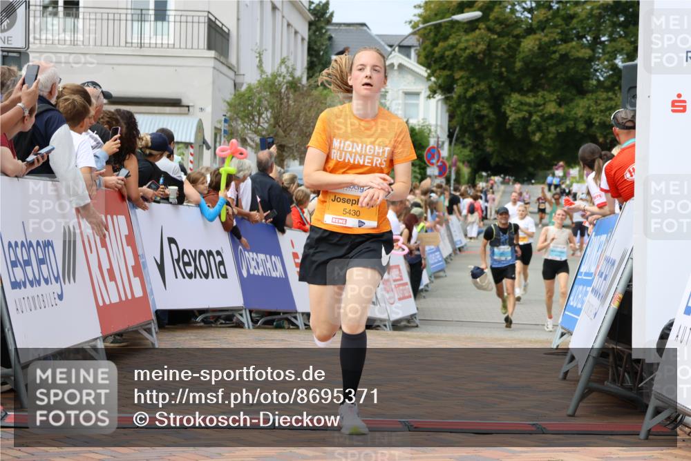 31.08.2025 - 21. Blankeneser Heldenlauf Strokosch-Dieckow http://msf.ph/oto/8695371 31.08.2025 12:32:15 Ziel 5430 meine-sportfotos.de