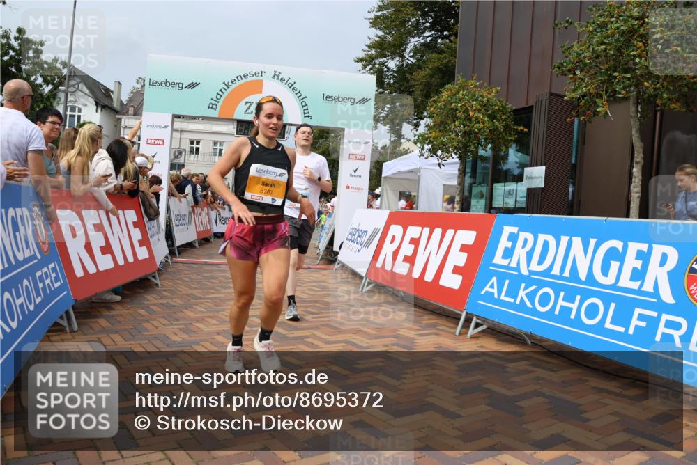 31.08.2025 - 21. Blankeneser Heldenlauf Strokosch-Dieckow http://msf.ph/oto/8695372 31.08.2025 12:26:49 Ziel 5787, 4224, 4223, 4222, 4180, 4391 meine-sportfotos.de