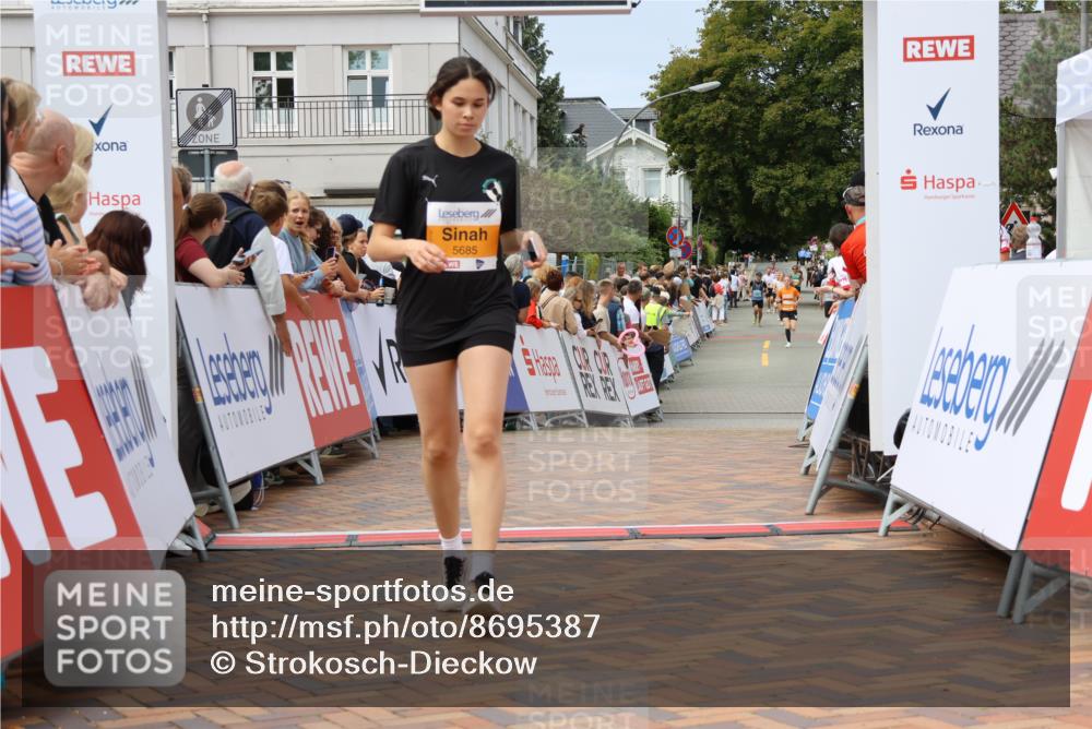 31.08.2025 - 21. Blankeneser Heldenlauf Strokosch-Dieckow http://msf.ph/oto/8695387 31.08.2025 12:32:04 Ziel 5685 meine-sportfotos.de