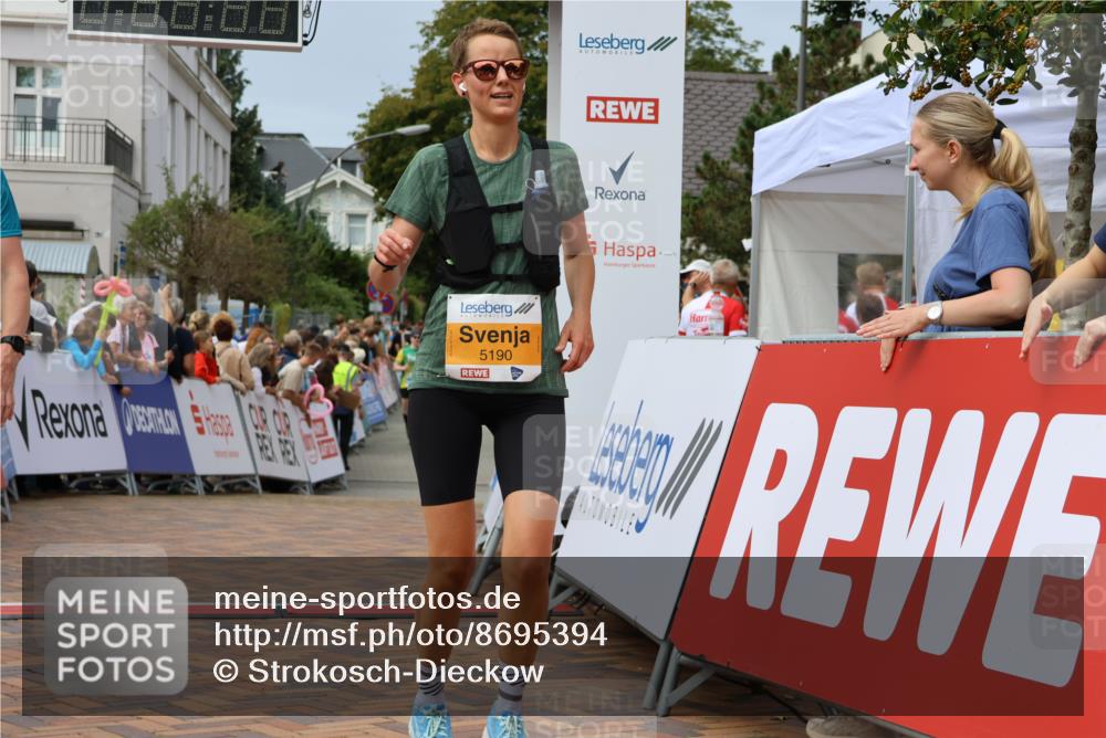 31.08.2025 - 21. Blankeneser Heldenlauf Strokosch-Dieckow http://msf.ph/oto/8695394 31.08.2025 12:31:46 Ziel 5870, 5012, 5190 meine-sportfotos.de