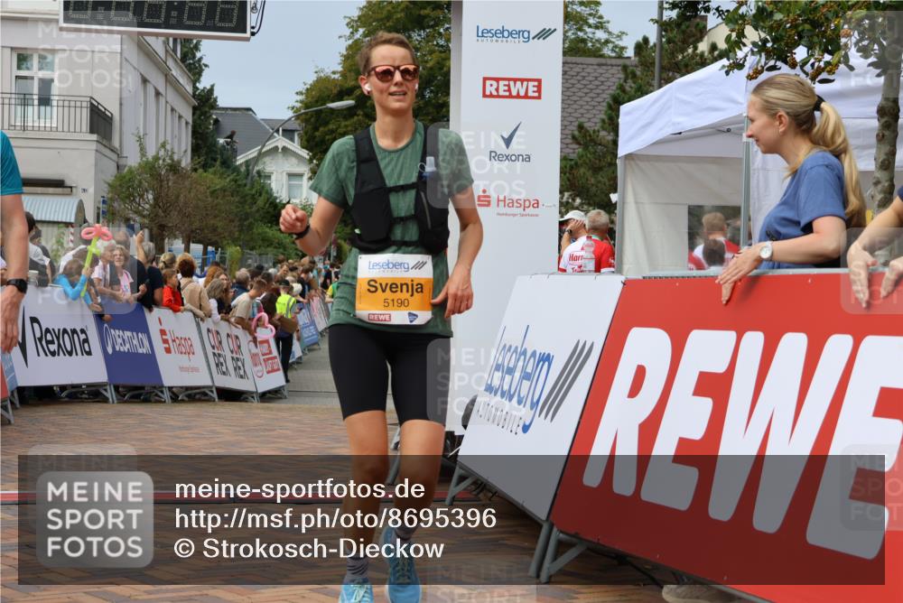 31.08.2025 - 21. Blankeneser Heldenlauf Strokosch-Dieckow http://msf.ph/oto/8695396 31.08.2025 12:31:46 Ziel 5870, 5012, 5190 meine-sportfotos.de