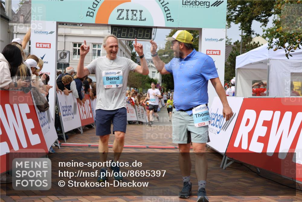 31.08.2025 - 21. Blankeneser Heldenlauf Strokosch-Dieckow http://msf.ph/oto/8695397 31.08.2025 12:26:45 Ziel 5787, 5135, 4224, 4223, 4222, 4391 meine-sportfotos.de