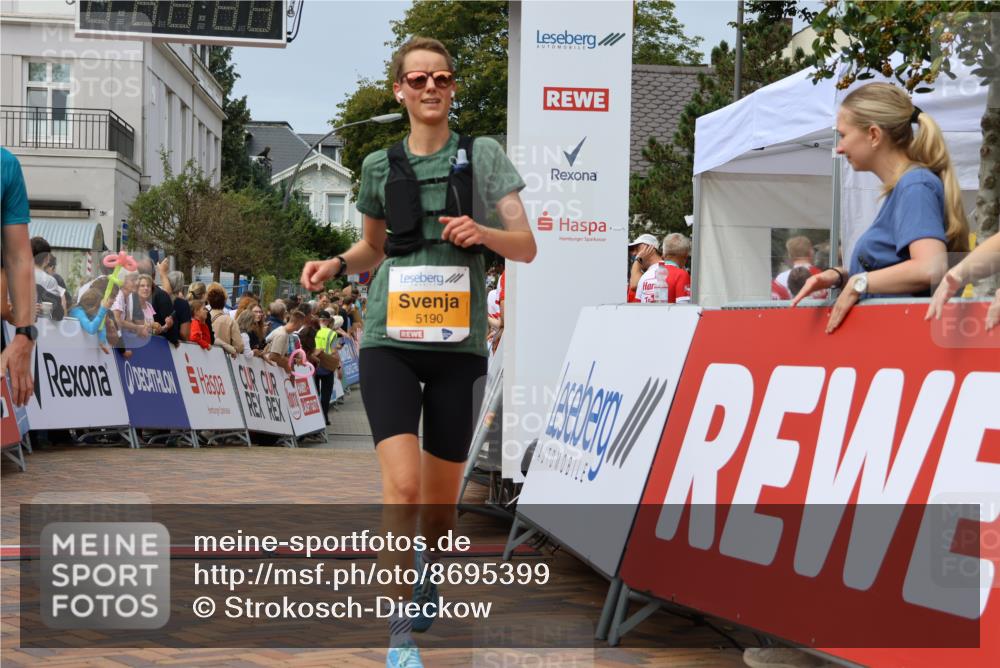 31.08.2025 - 21. Blankeneser Heldenlauf Strokosch-Dieckow http://msf.ph/oto/8695399 31.08.2025 12:31:46 Ziel 5870, 5012, 5190 meine-sportfotos.de