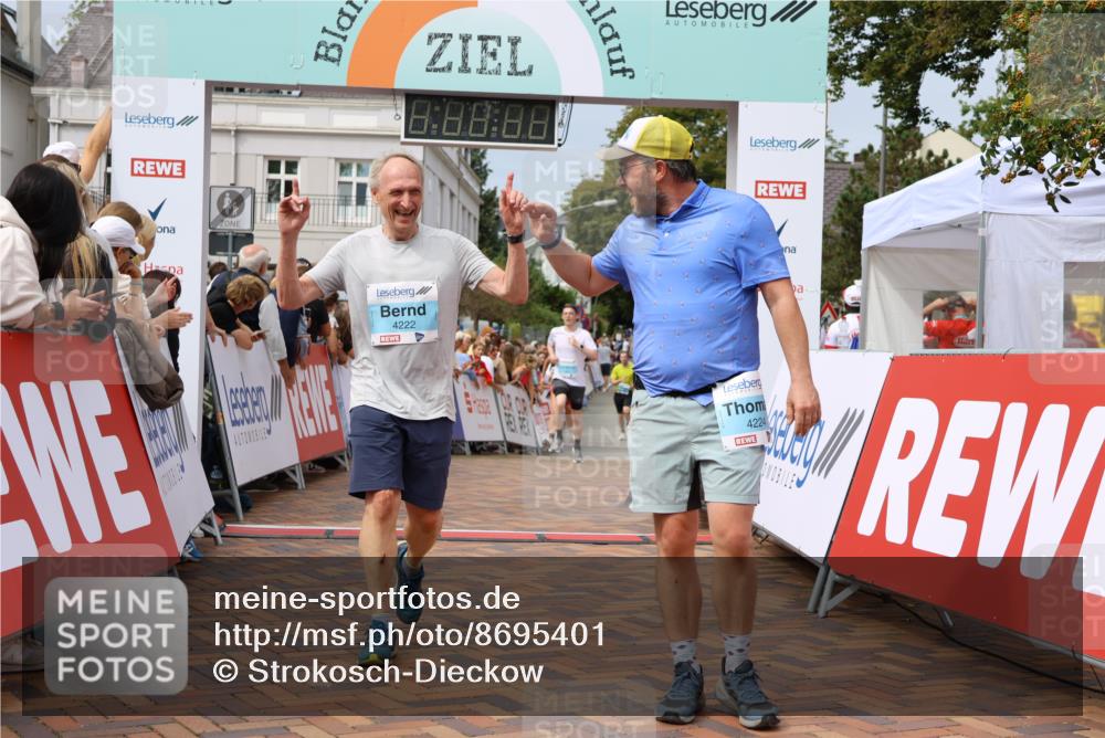 31.08.2025 - 21. Blankeneser Heldenlauf Strokosch-Dieckow http://msf.ph/oto/8695401 31.08.2025 12:26:45 Ziel 5787, 5135, 4224, 4223, 4222, 4391 meine-sportfotos.de