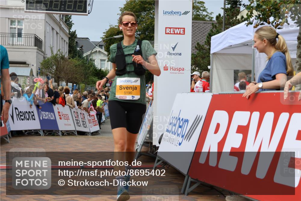 31.08.2025 - 21. Blankeneser Heldenlauf Strokosch-Dieckow http://msf.ph/oto/8695402 31.08.2025 12:31:46 Ziel 5870, 5012, 5190 meine-sportfotos.de