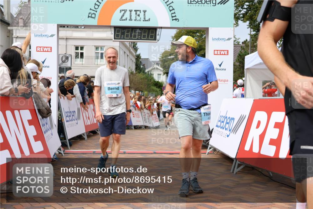 31.08.2025 - 21. Blankeneser Heldenlauf Strokosch-Dieckow http://msf.ph/oto/8695415 31.08.2025 12:26:44 Ziel 5787, 5135, 4224, 4223, 4222, 4391 meine-sportfotos.de