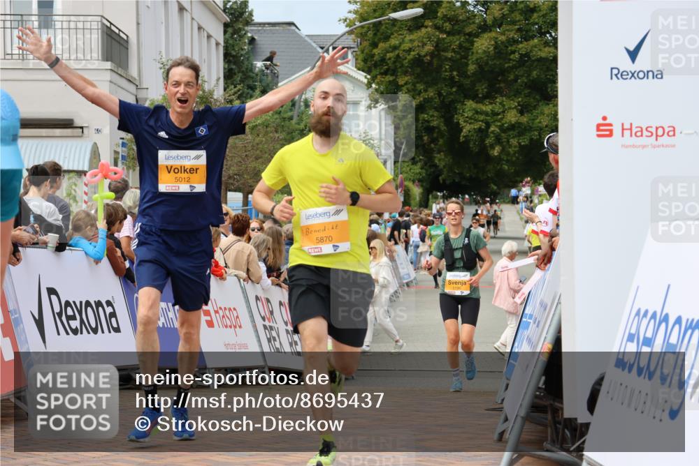 31.08.2025 - 21. Blankeneser Heldenlauf Strokosch-Dieckow http://msf.ph/oto/8695437 31.08.2025 12:31:40 Ziel 5870, 5012, 5190 meine-sportfotos.de