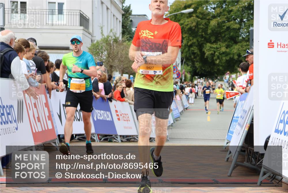 31.08.2025 - 21. Blankeneser Heldenlauf Strokosch-Dieckow http://msf.ph/oto/8695465 31.08.2025 12:31:29 Ziel 5843, 5427 meine-sportfotos.de