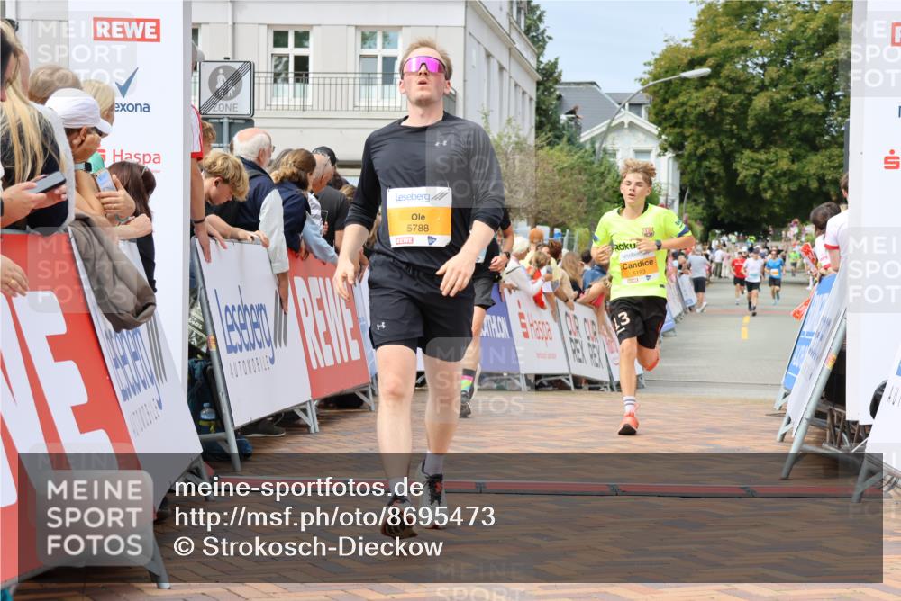 31.08.2025 - 21. Blankeneser Heldenlauf Strokosch-Dieckow http://msf.ph/oto/8695473 31.08.2025 12:26:19 Ziel 5193, 5788, 5281, 4155 meine-sportfotos.de