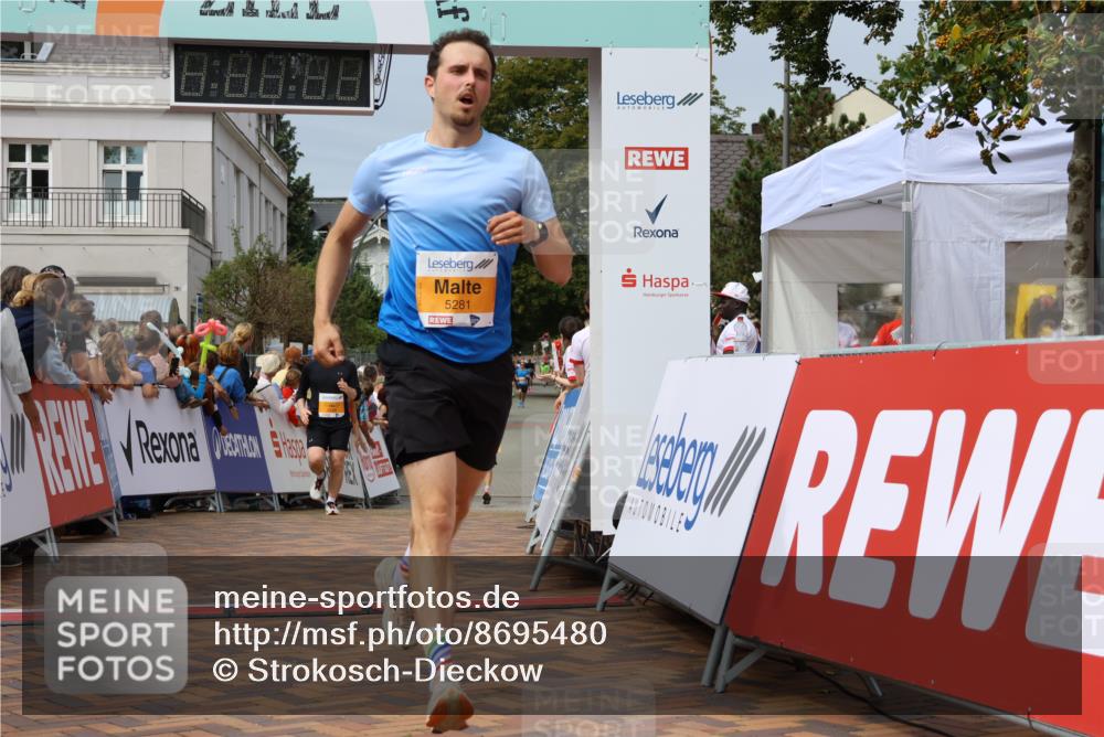 31.08.2025 - 21. Blankeneser Heldenlauf Strokosch-Dieckow http://msf.ph/oto/8695480 31.08.2025 12:26:15 Ziel 5193, 5788, 5281, 4214, 4355, 4310 meine-sportfotos.de
