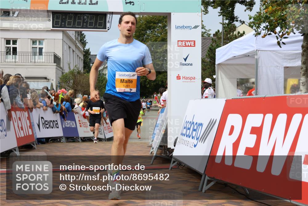 31.08.2025 - 21. Blankeneser Heldenlauf Strokosch-Dieckow http://msf.ph/oto/8695482 31.08.2025 12:26:15 Ziel 5193, 5788, 5281, 4214, 4355, 4310 meine-sportfotos.de