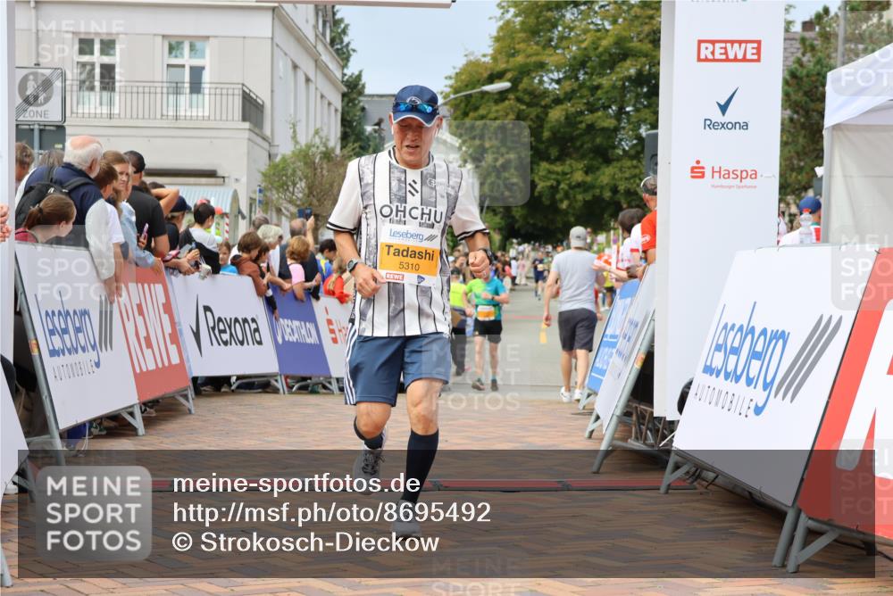 31.08.2025 - 21. Blankeneser Heldenlauf Strokosch-Dieckow http://msf.ph/oto/8695492 31.08.2025 12:31:22 Ziel 5382, 5310 meine-sportfotos.de