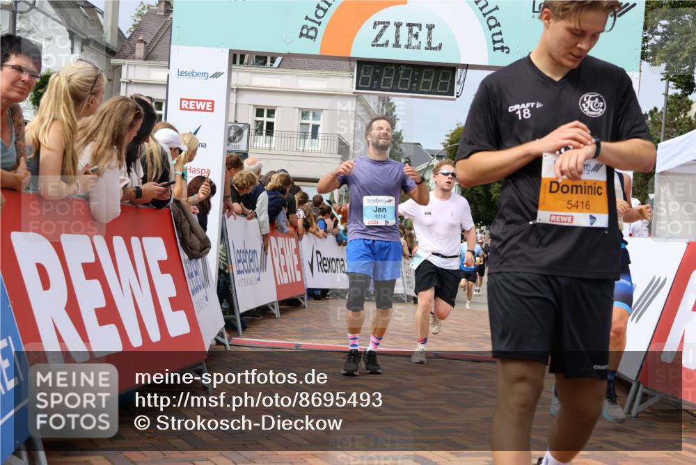31.08.2025 - 21. Blankeneser Heldenlauf Strokosch-Dieckow http://msf.ph/oto/8695493 31.08.2025 12:26:10 Ziel 5416, 5281, 4214, 4355, 4174, 4310 meine-sportfotos.de