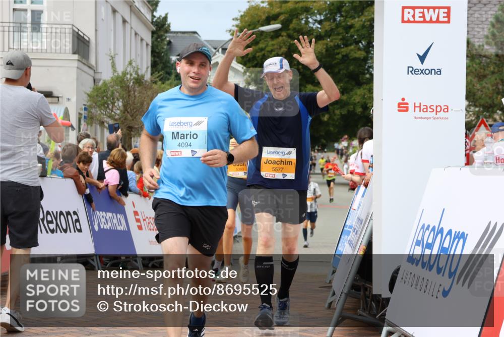 31.08.2025 - 21. Blankeneser Heldenlauf Strokosch-Dieckow http://msf.ph/oto/8695525 31.08.2025 12:31:12 Ziel 5383, 5382, 5330, 5577, 5269, 4094 meine-sportfotos.de