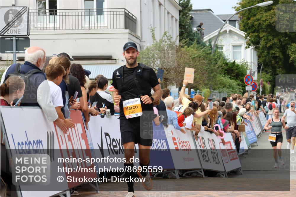 31.08.2025 - 21. Blankeneser Heldenlauf Strokosch-Dieckow http://msf.ph/oto/8695559 31.08.2025 12:30:56 Ziel 5160, 5674, 5736 meine-sportfotos.de