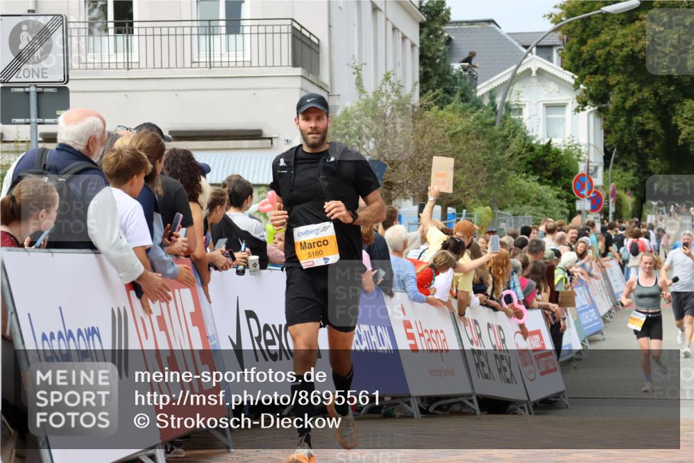 31.08.2025 - 21. Blankeneser Heldenlauf Strokosch-Dieckow http://msf.ph/oto/8695561 31.08.2025 12:30:56 Ziel 5160, 5674, 5736 meine-sportfotos.de