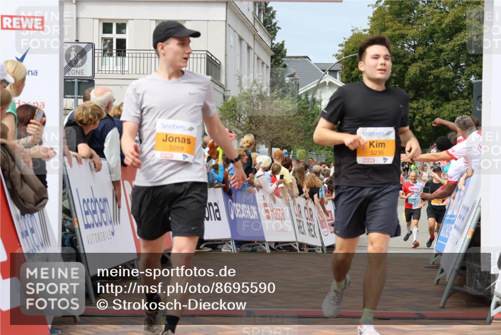 31.08.2025 - 21. Blankeneser Heldenlauf Strokosch-Dieckow http://msf.ph/oto/8695590 31.08.2025 12:25:41 Ziel 5150, 5235, 5058, 4403 meine-sportfotos.de