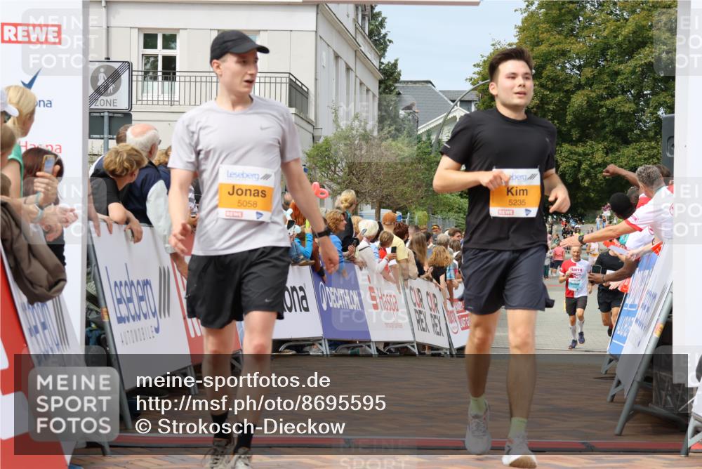 31.08.2025 - 21. Blankeneser Heldenlauf Strokosch-Dieckow http://msf.ph/oto/8695595 31.08.2025 12:25:41 Ziel 5150, 5235, 5058, 4403 meine-sportfotos.de