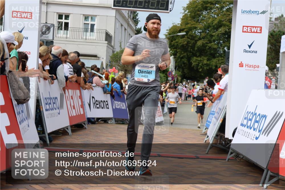 31.08.2025 - 21. Blankeneser Heldenlauf Strokosch-Dieckow http://msf.ph/oto/8695624 31.08.2025 12:25:34 Ziel 5251, 4403 meine-sportfotos.de
