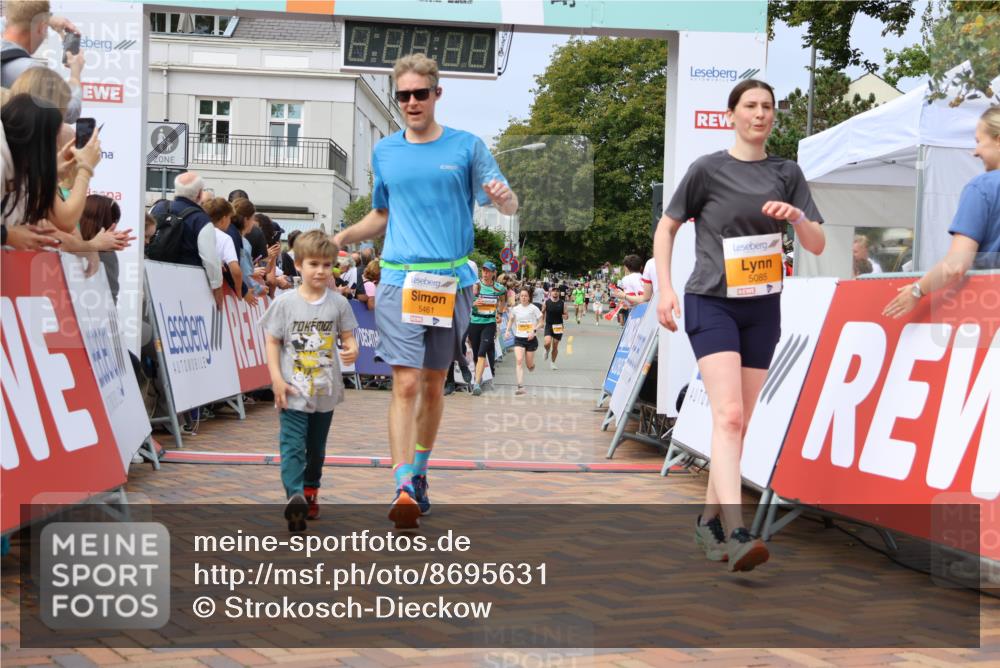 31.08.2025 - 21. Blankeneser Heldenlauf Strokosch-Dieckow http://msf.ph/oto/8695631 31.08.2025 12:30:31 Ziel 5247, 5341, 5357, 5461, 5493, 5085, 4401 meine-sportfotos.de