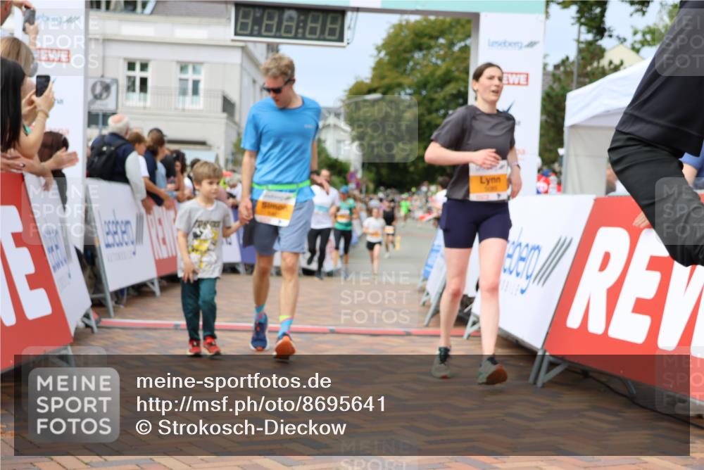 31.08.2025 - 21. Blankeneser Heldenlauf Strokosch-Dieckow http://msf.ph/oto/8695641 31.08.2025 12:30:30 Ziel 5247, 5341, 5439, 5461, 5493, 5085, 4401 meine-sportfotos.de