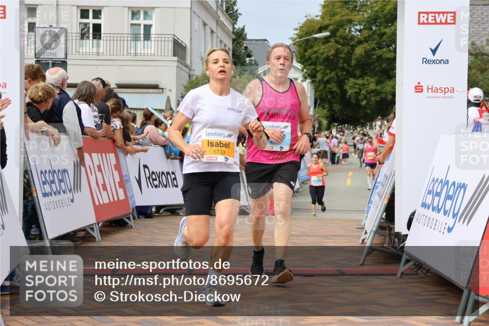 31.08.2025 - 21. Blankeneser Heldenlauf Strokosch-Dieckow http://msf.ph/oto/8695672 31.08.2025 12:25:19 Ziel 5319, 5413, 5452, 5733, 4385 meine-sportfotos.de