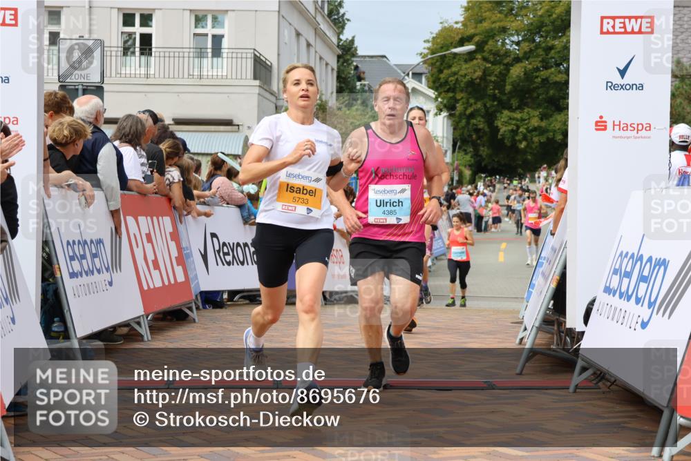 31.08.2025 - 21. Blankeneser Heldenlauf Strokosch-Dieckow http://msf.ph/oto/8695676 31.08.2025 12:25:19 Ziel 5319, 5413, 5452, 5733, 4385 meine-sportfotos.de