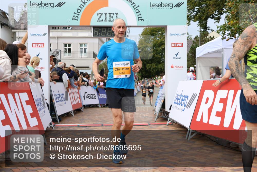 31.08.2025 - 21. Blankeneser Heldenlauf Strokosch-Dieckow http://msf.ph/oto/8695695 31.08.2025 12:30:12 Ziel 5657, 5463, 5470, 4127 meine-sportfotos.de