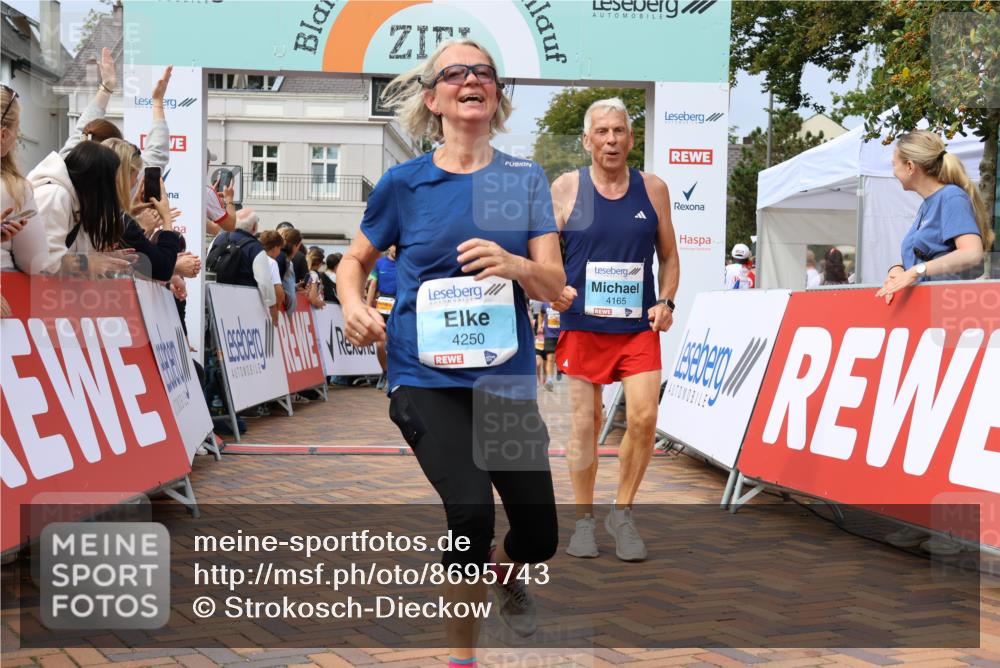 31.08.2025 - 21. Blankeneser Heldenlauf Strokosch-Dieckow http://msf.ph/oto/8695743 31.08.2025 12:29:57 Ziel 5081, 5800, 5799, 5776, 4229, 4250, 4165 meine-sportfotos.de