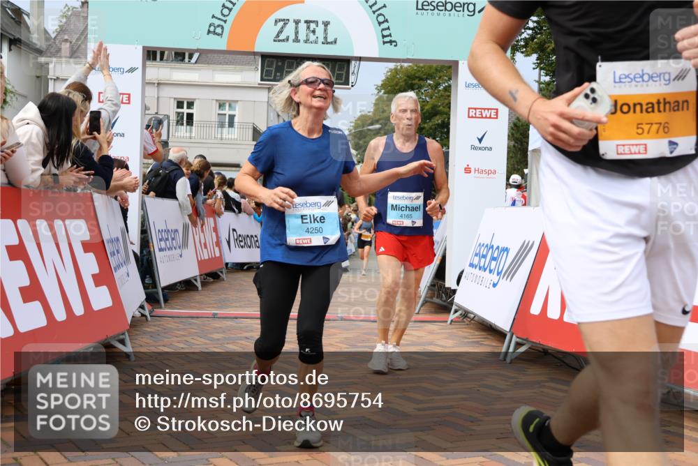 31.08.2025 - 21. Blankeneser Heldenlauf Strokosch-Dieckow http://msf.ph/oto/8695754 31.08.2025 12:29:57 Ziel 5081, 5800, 5799, 5776, 4229, 4250, 4165 meine-sportfotos.de