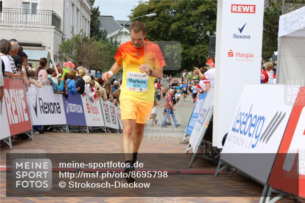 31.08.2025 - 21. Blankeneser Heldenlauf Strokosch-Dieckow http://msf.ph/oto/8695798 31.08.2025 12:24:43 Ziel 5526, 5429, 5424, 4246 meine-sportfotos.de