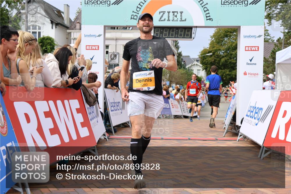 31.08.2025 - 21. Blankeneser Heldenlauf Strokosch-Dieckow http://msf.ph/oto/8695828 31.08.2025 12:29:40 Ziel 5585, 5280, 5786, 4015 meine-sportfotos.de