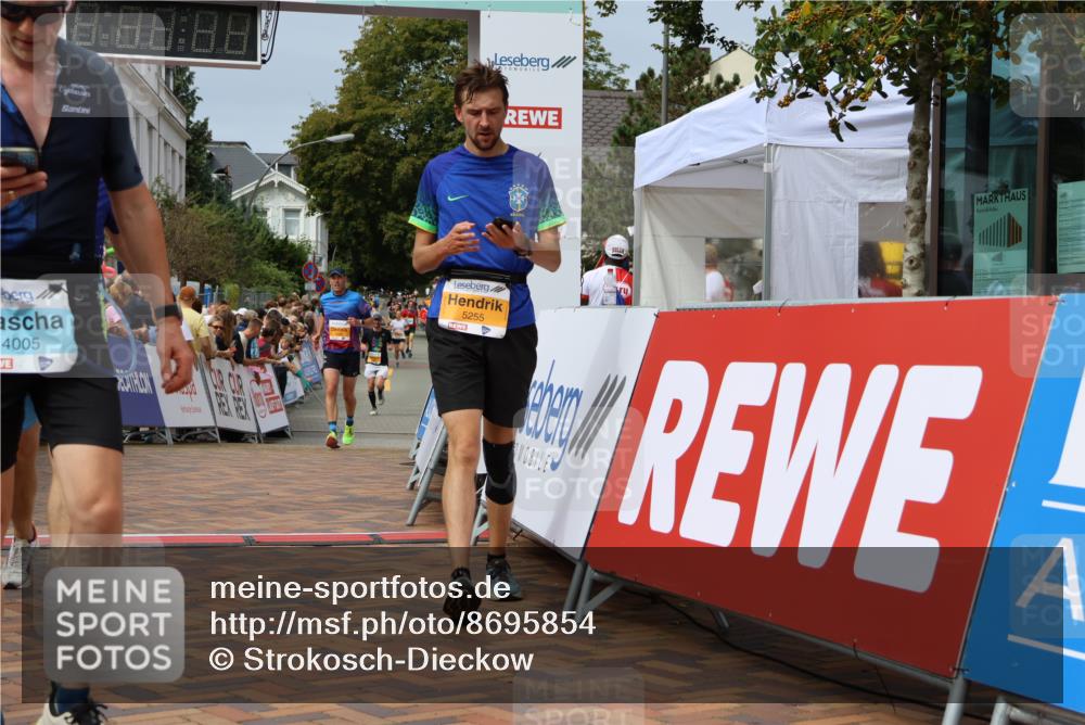 31.08.2025 - 21. Blankeneser Heldenlauf Strokosch-Dieckow http://msf.ph/oto/8695854 31.08.2025 12:29:31 Ziel 5585, 5671, 5774, 5582, 5255, 4005 meine-sportfotos.de