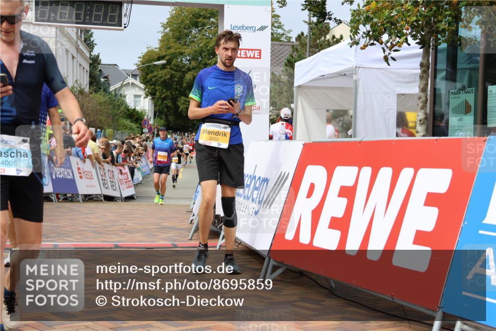 31.08.2025 - 21. Blankeneser Heldenlauf Strokosch-Dieckow http://msf.ph/oto/8695859 31.08.2025 12:29:30 Ziel 5585, 5671, 5774, 5582, 5255, 4005 meine-sportfotos.de