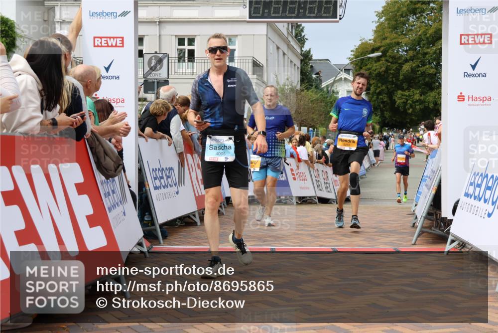 31.08.2025 - 21. Blankeneser Heldenlauf Strokosch-Dieckow http://msf.ph/oto/8695865 31.08.2025 12:29:28 Ziel 5149, 5671, 5774, 5582, 5255, 4005 meine-sportfotos.de