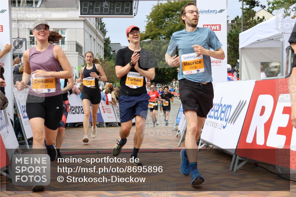 31.08.2025 - 21. Blankeneser Heldenlauf Strokosch-Dieckow http://msf.ph/oto/8695896 31.08.2025 12:29:19 Ziel 5148, 5149, 5460, 5633, 5632, 5478, 5774, 5582, 4206, 4182 meine-sportfotos.de