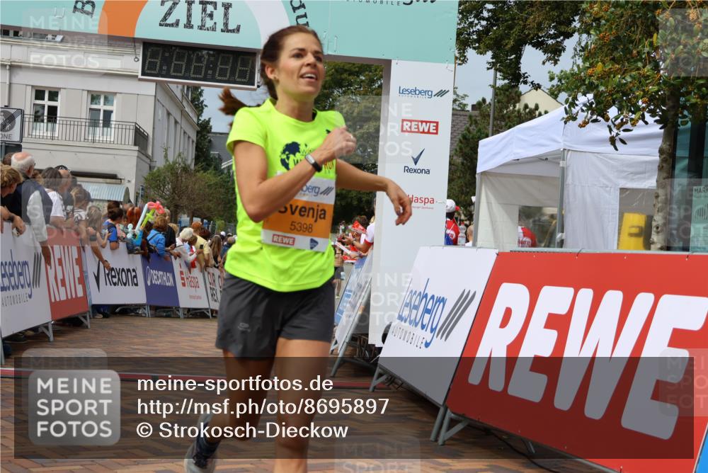 31.08.2025 - 21. Blankeneser Heldenlauf Strokosch-Dieckow http://msf.ph/oto/8695897 31.08.2025 12:24:19 Ziel 5398, 5773 meine-sportfotos.de