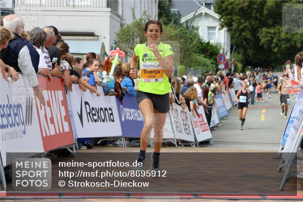 31.08.2025 - 21. Blankeneser Heldenlauf Strokosch-Dieckow http://msf.ph/oto/8695912 31.08.2025 12:24:17 Ziel 5398, 5773 meine-sportfotos.de