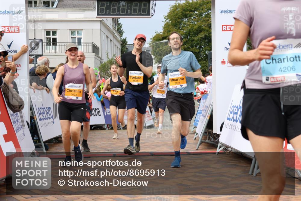 31.08.2025 - 21. Blankeneser Heldenlauf Strokosch-Dieckow http://msf.ph/oto/8695913 31.08.2025 12:29:19 Ziel 5148, 5149, 5460, 5633, 5632, 5478, 5774, 5582, 4206, 4182 meine-sportfotos.de