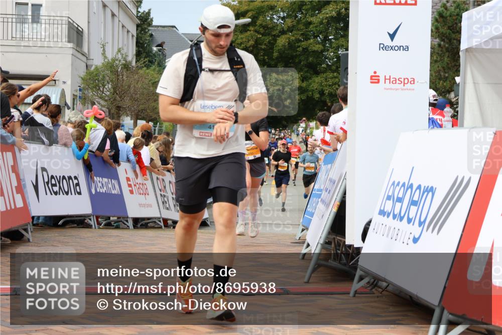 31.08.2025 - 21. Blankeneser Heldenlauf Strokosch-Dieckow http://msf.ph/oto/8695938 31.08.2025 12:29:12 Ziel 5238, 5460, 4106, 4206 meine-sportfotos.de