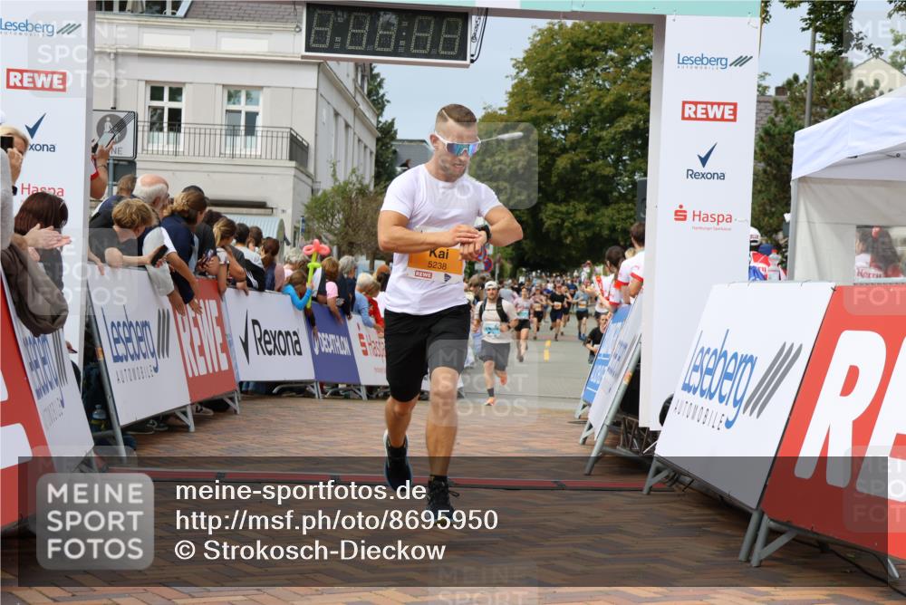 31.08.2025 - 21. Blankeneser Heldenlauf Strokosch-Dieckow http://msf.ph/oto/8695950 31.08.2025 12:29:07 Ziel 5238, 4106 meine-sportfotos.de