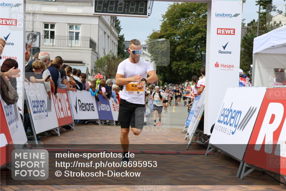 31.08.2025 - 21. Blankeneser Heldenlauf Strokosch-Dieckow http://msf.ph/oto/8695953 31.08.2025 12:29:07 Ziel 5238, 4106 meine-sportfotos.de