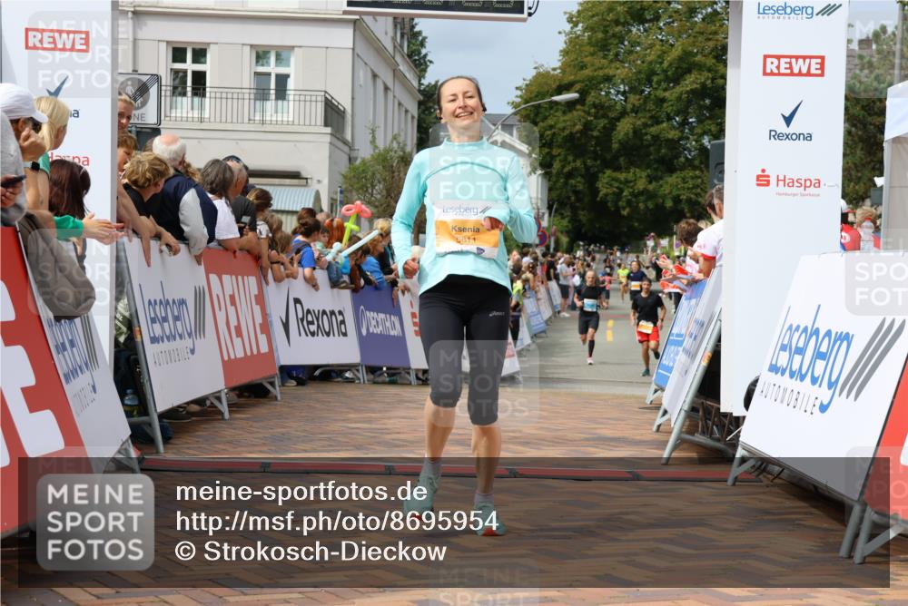31.08.2025 - 21. Blankeneser Heldenlauf Strokosch-Dieckow http://msf.ph/oto/8695954 31.08.2025 12:24:02 Ziel 5811, 5242 meine-sportfotos.de