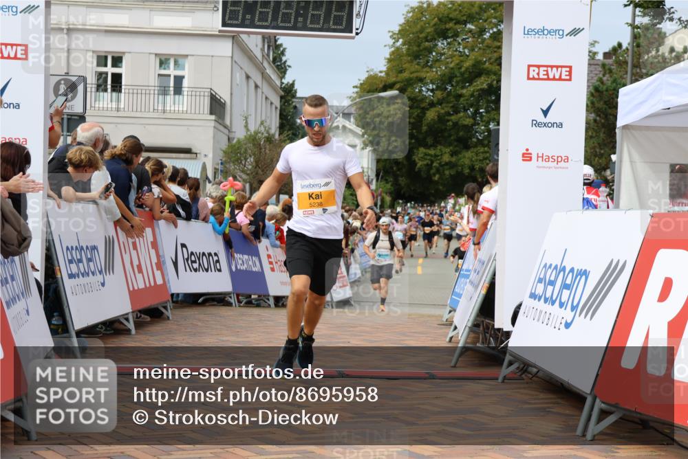 31.08.2025 - 21. Blankeneser Heldenlauf Strokosch-Dieckow http://msf.ph/oto/8695958 31.08.2025 12:29:06 Ziel 5238, 4106 meine-sportfotos.de