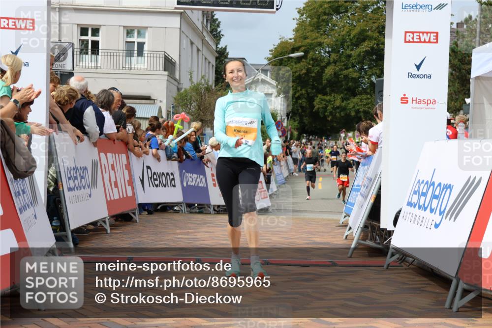 31.08.2025 - 21. Blankeneser Heldenlauf Strokosch-Dieckow http://msf.ph/oto/8695965 31.08.2025 12:24:02 Ziel 5811, 5242 meine-sportfotos.de