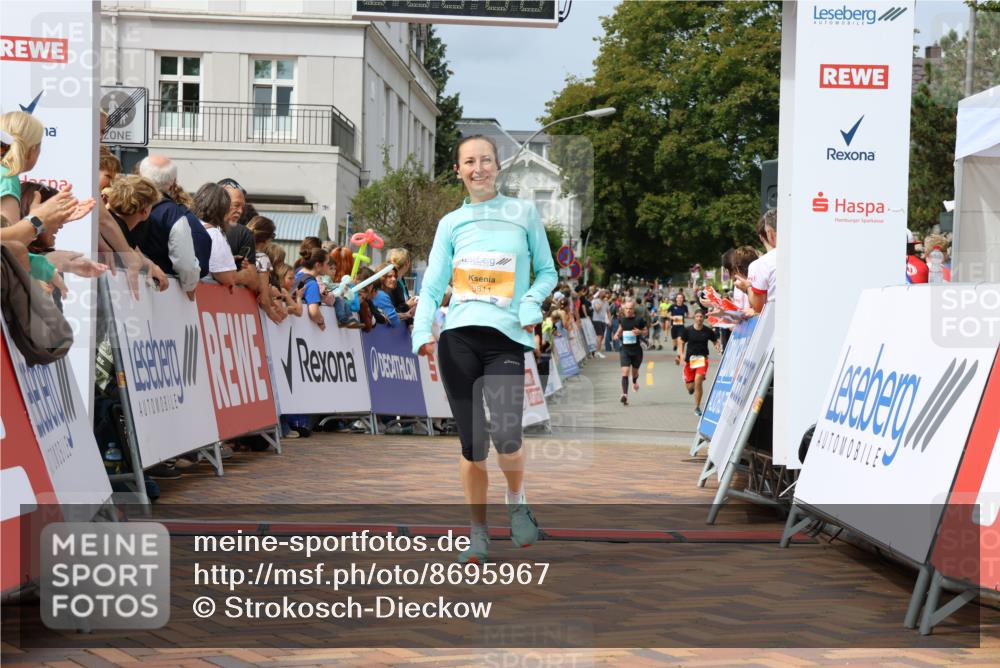 31.08.2025 - 21. Blankeneser Heldenlauf Strokosch-Dieckow http://msf.ph/oto/8695967 31.08.2025 12:24:02 Ziel 5811, 5242 meine-sportfotos.de