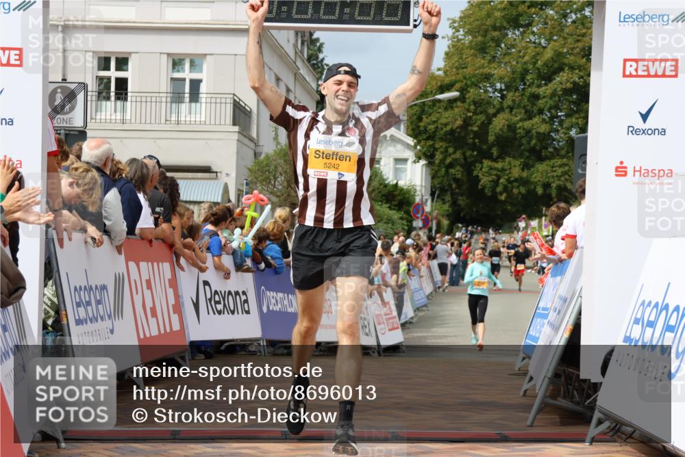 31.08.2025 - 21. Blankeneser Heldenlauf Strokosch-Dieckow http://msf.ph/oto/8696013 31.08.2025 12:23:56 Ziel 5242 meine-sportfotos.de