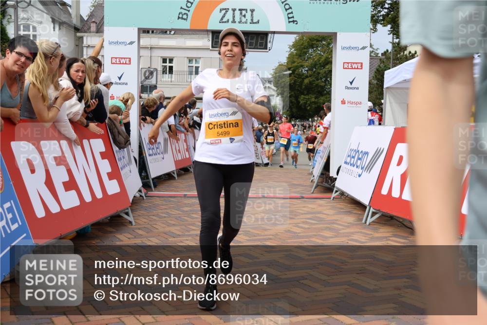 31.08.2025 - 21. Blankeneser Heldenlauf Strokosch-Dieckow http://msf.ph/oto/8696034 31.08.2025 12:28:41 Ziel 5468, 5352, 5292, 5794, 5823, 5189, 5499 meine-sportfotos.de