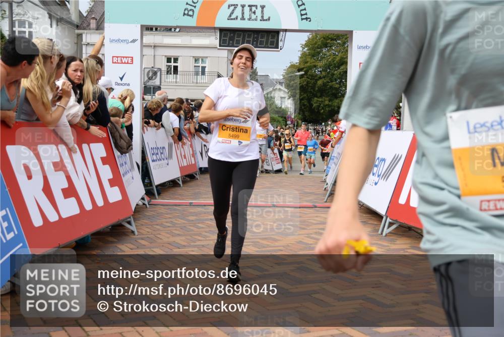 31.08.2025 - 21. Blankeneser Heldenlauf Strokosch-Dieckow http://msf.ph/oto/8696045 31.08.2025 12:28:41 Ziel 5468, 5352, 5292, 5794, 5823, 5189, 5499 meine-sportfotos.de