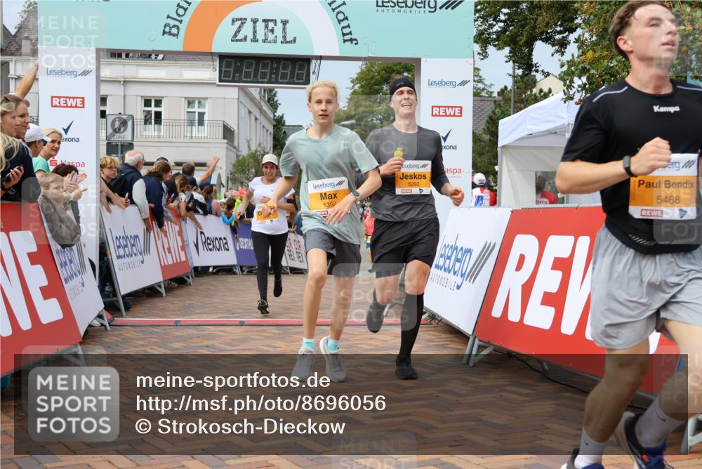 31.08.2025 - 21. Blankeneser Heldenlauf Strokosch-Dieckow http://msf.ph/oto/8696056 31.08.2025 12:28:39 Ziel 5468, 5352, 5292, 5823, 5499 meine-sportfotos.de